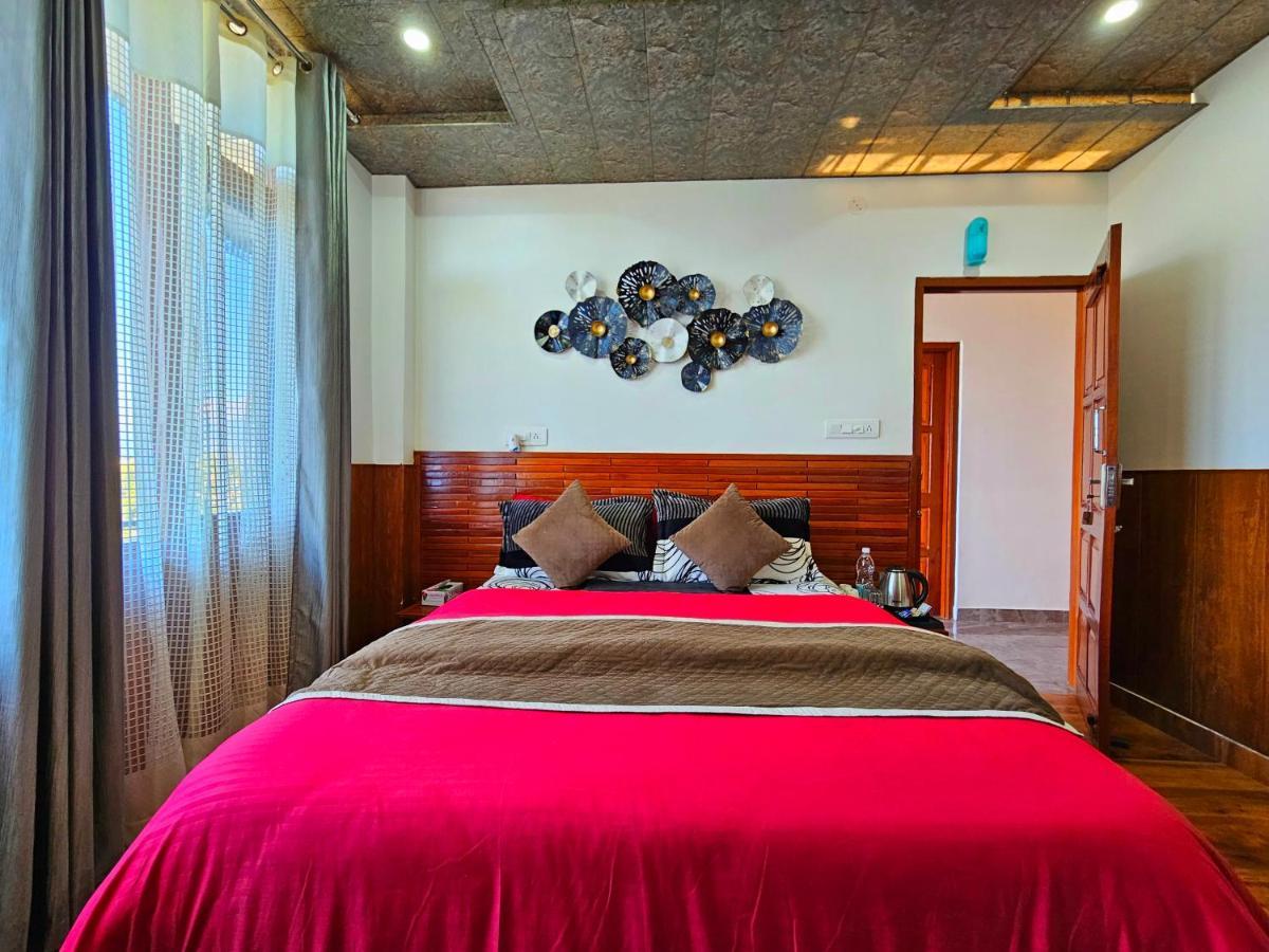 The Tulip Bir Hotel Luaran gambar