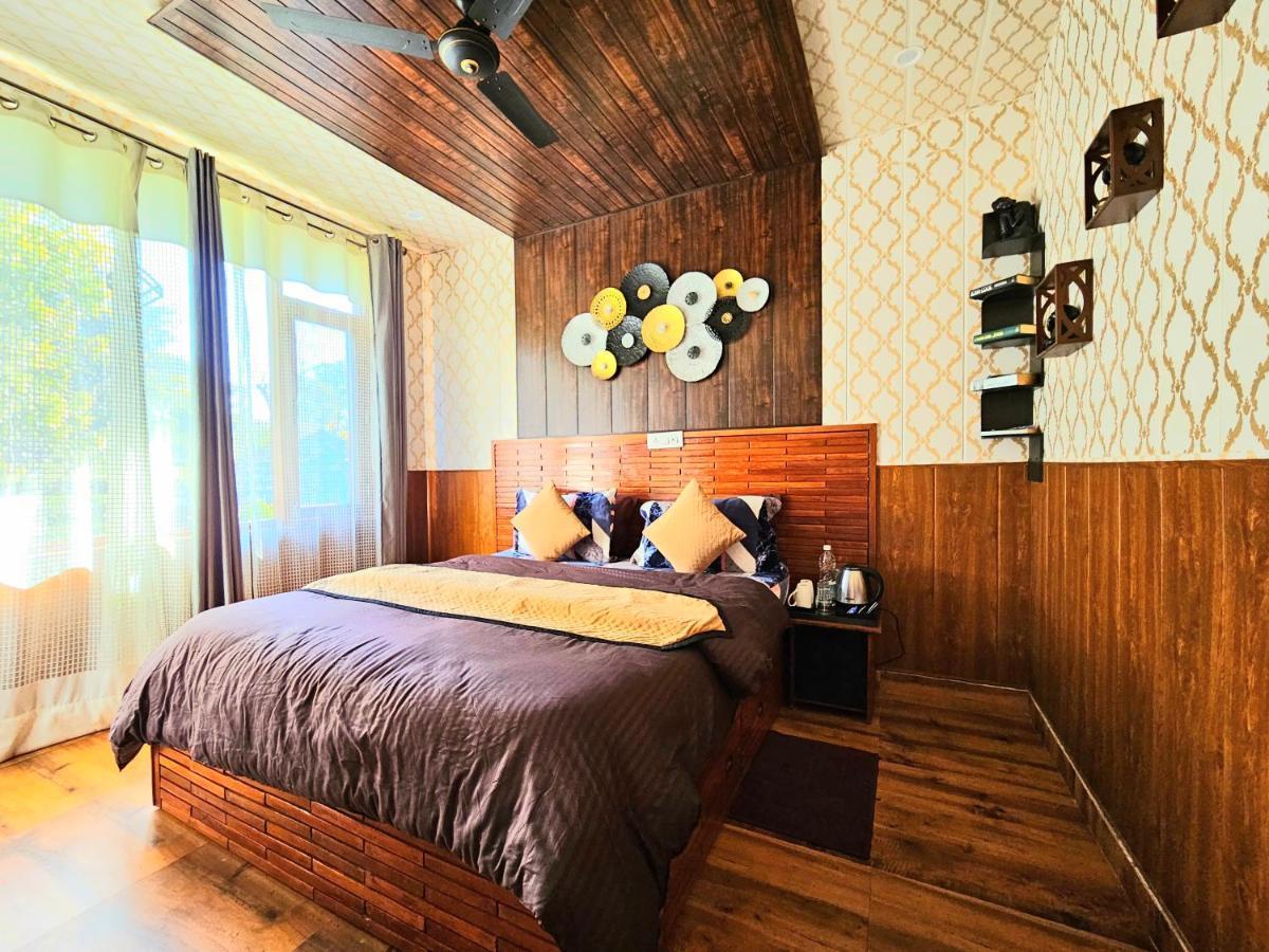 The Tulip Bir Hotel Luaran gambar