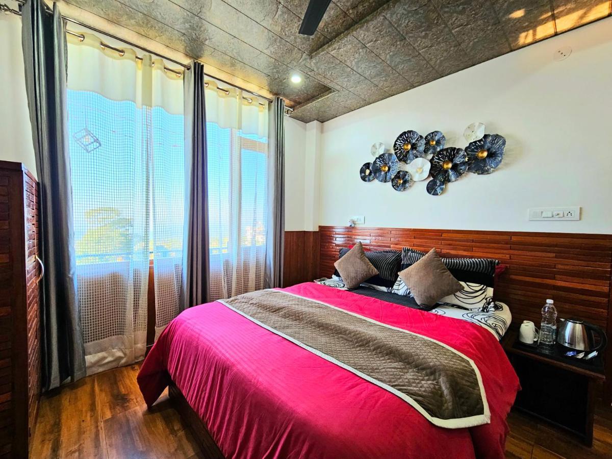 The Tulip Bir Hotel Luaran gambar