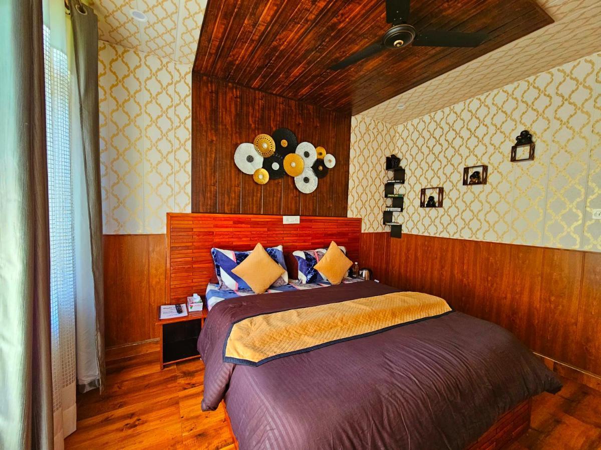 The Tulip Bir Hotel Luaran gambar