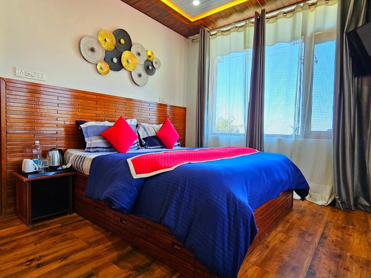 The Tulip Bir Hotel Luaran gambar