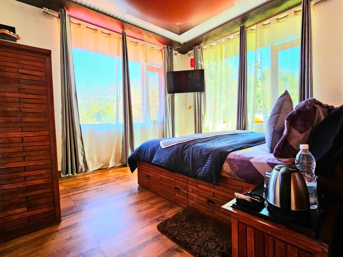 The Tulip Bir Hotel Luaran gambar